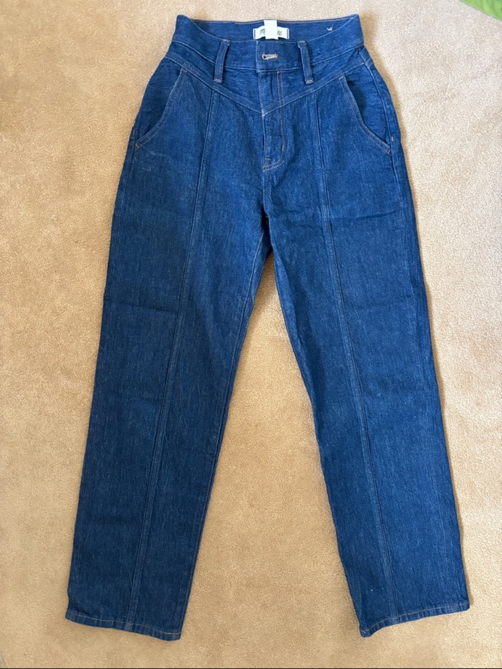EUC Madewell the perfect vintage straight jean size 24 dark blue wash